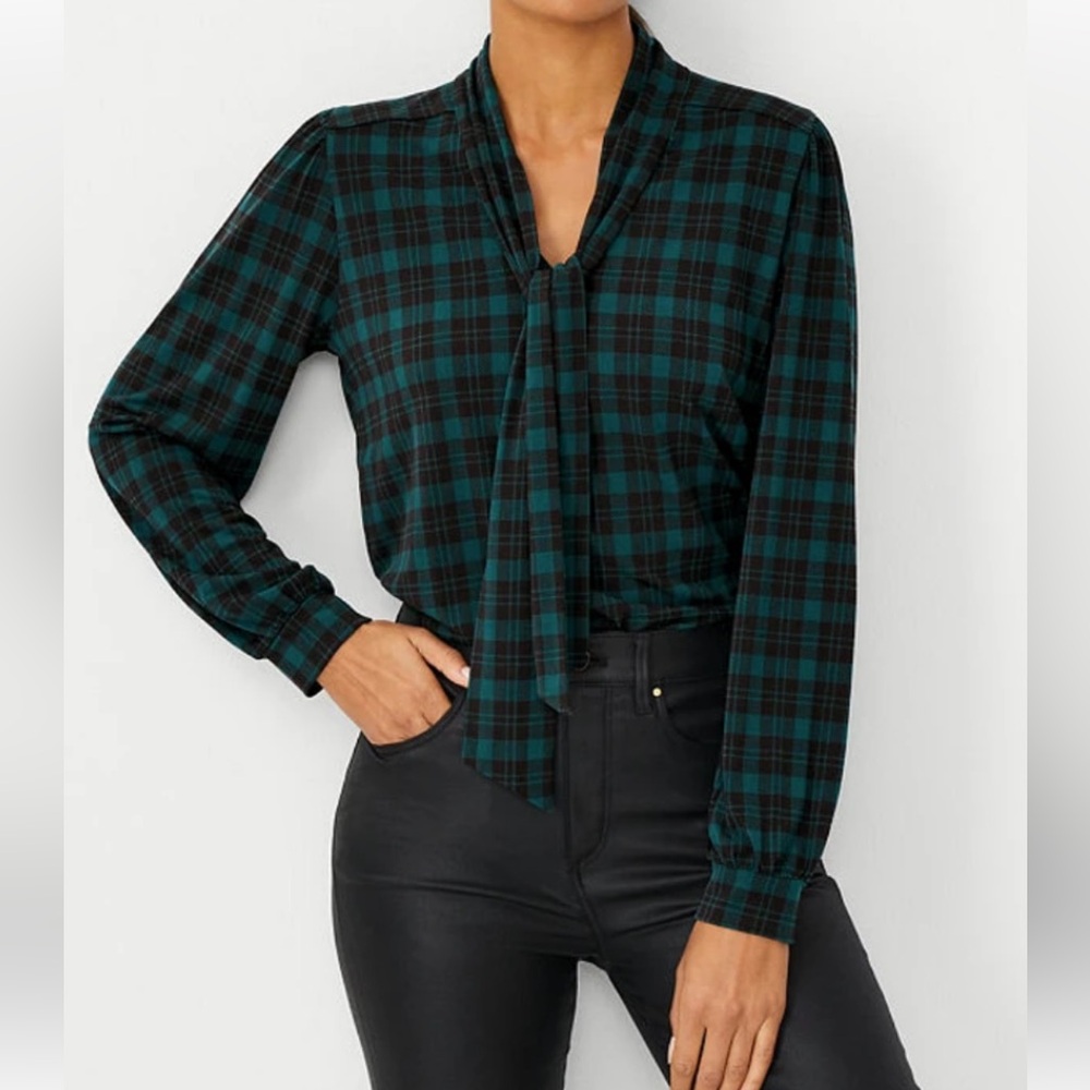Ann Taylor Green Plaid Long Sleeve Tie Neck Top Size L
